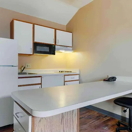 Extended Stay America Select Suites - Orlando - Lake Mary - 1040 Greenwood Blvd Extérieur photo